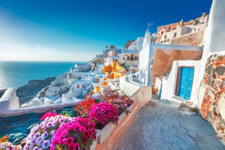 Santorin : Une Destination Grecque pour les Meilleurs Souvenirs